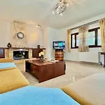 Villa Cocoon Sidari With Private Pool By Dadovillas *