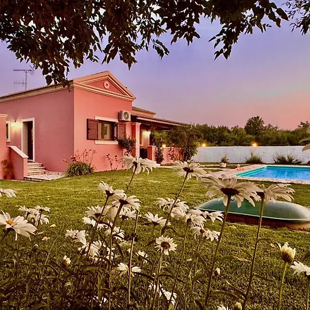 Cocoon Sidari With Private Pool By Dadovillas Βίλα